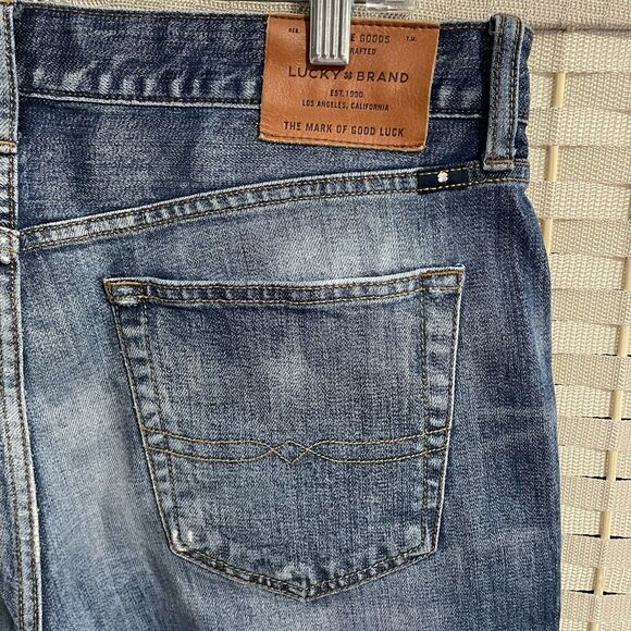 LUCKY BRAND 121 Slim Straight Jeans Men’s 34X30 Medium Wash Faded Denim - Picture 5 of 12